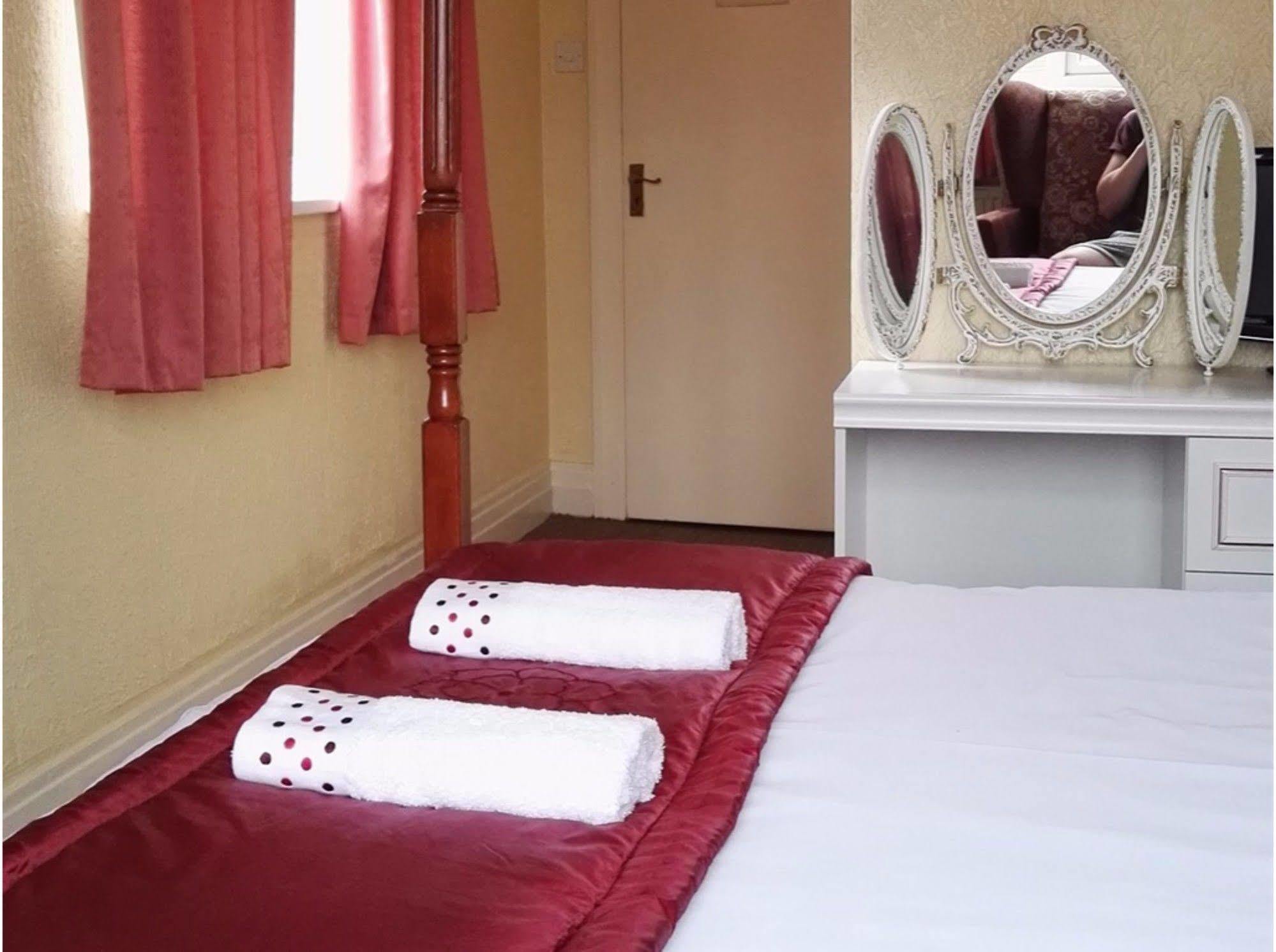 Barley Mow Hotel Pontefract Eksteriør bilde